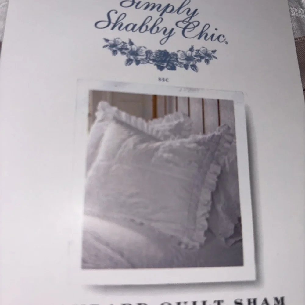 Simply Shabby‎ Chic White Chenille Patchwork Ruffle Quilted Standard Shams Pair